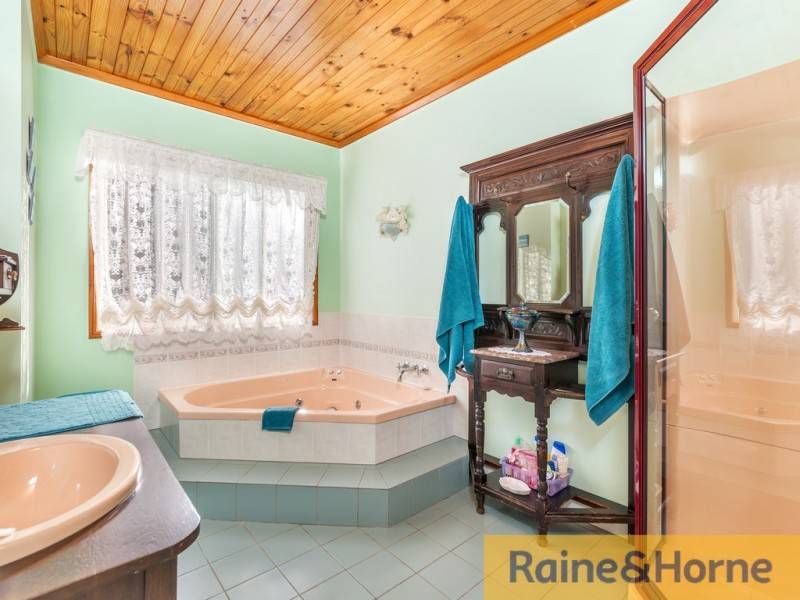 130 TIDWELL ROAD, Mount Mee QLD 4521