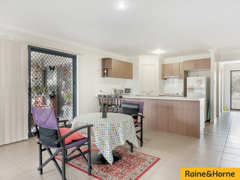 71 RIDGEGARDEN DRIVE, Morayfield QLD 4506