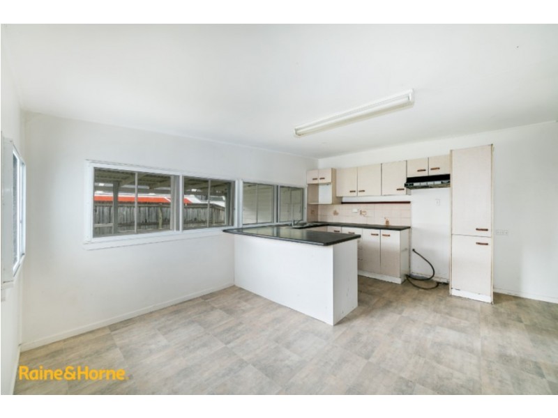 7 BOARDMAN STREET, Kallangur QLD 4503