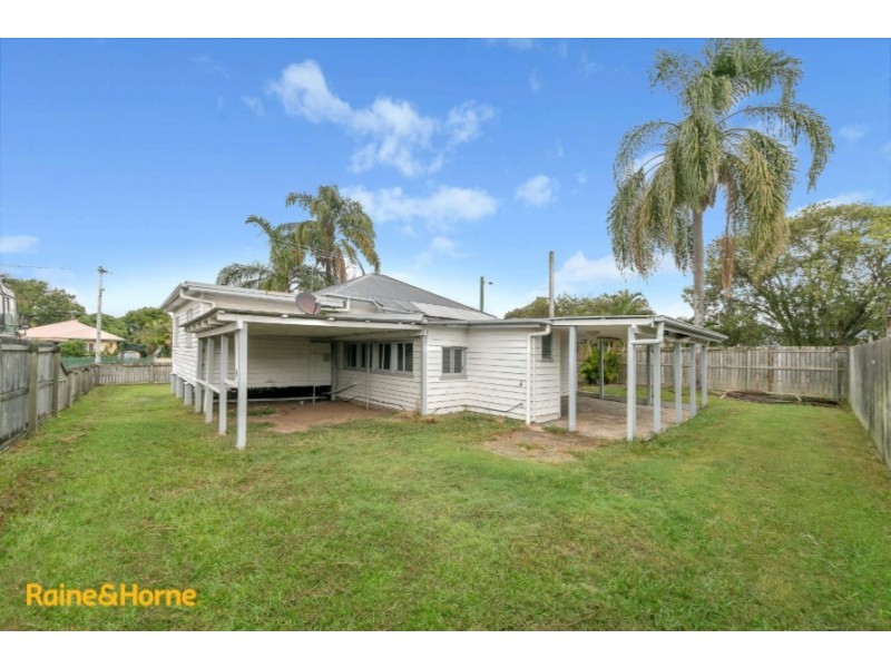 7 BOARDMAN STREET, Kallangur QLD 4503