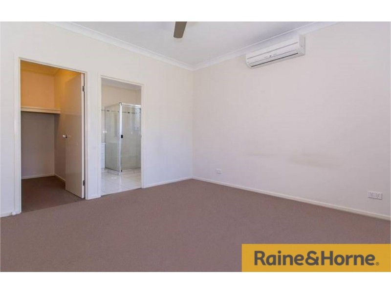 25 Hipwood Street, Morayfield QLD 4506