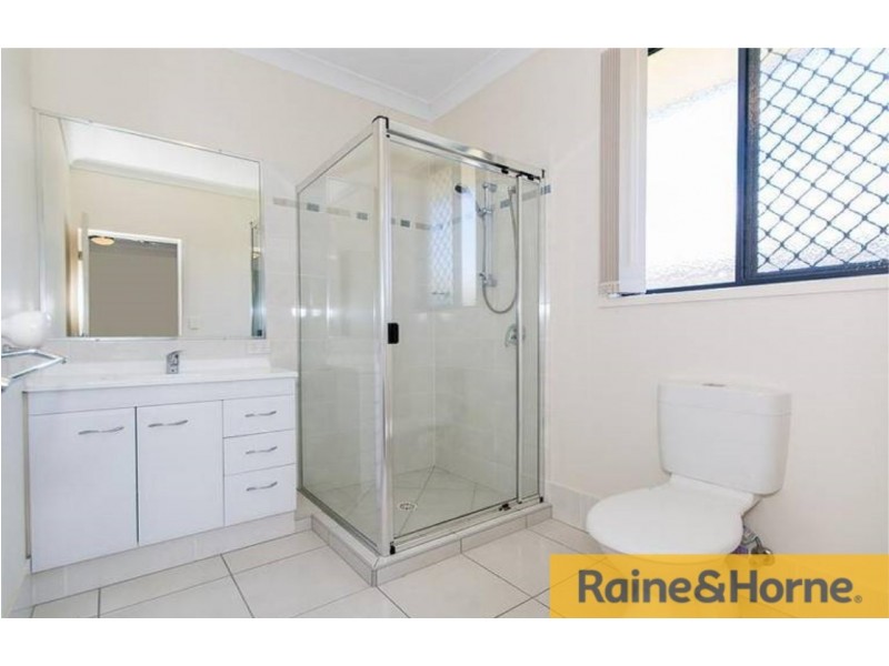 25 Hipwood Street, Morayfield QLD 4506