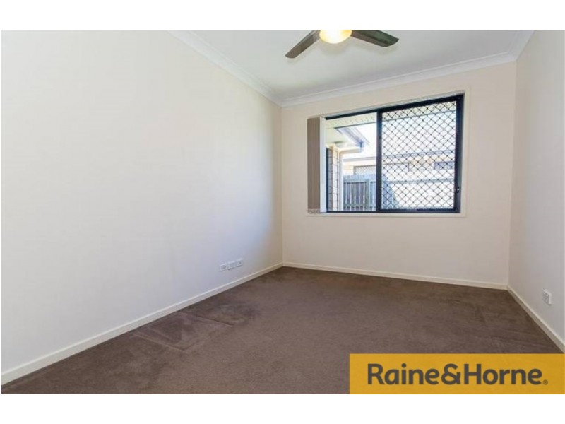 25 Hipwood Street, Morayfield QLD 4506