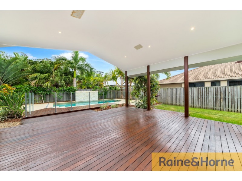 35 Lookout Place, Narangba QLD 4504
