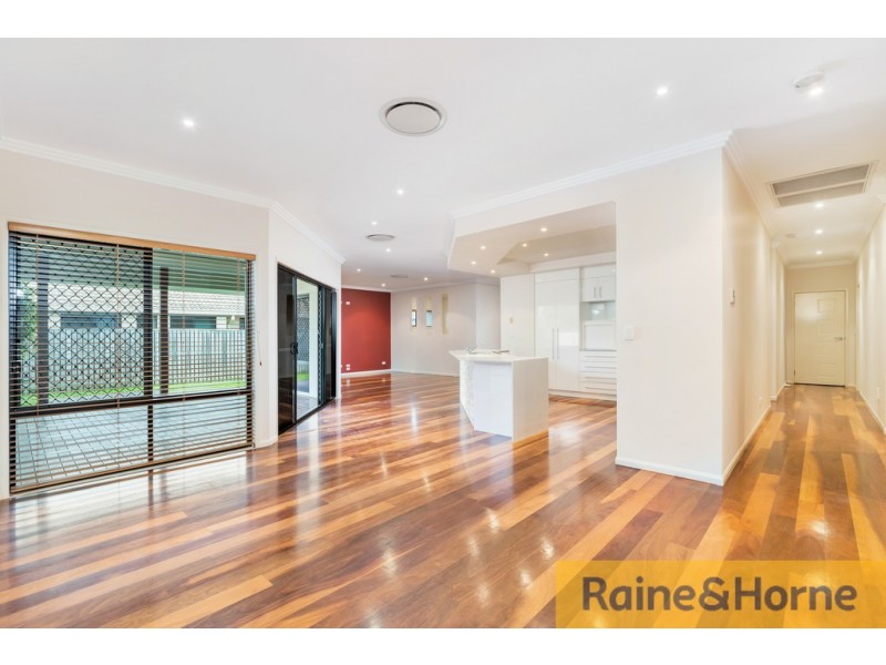 35 Lookout Place, Narangba QLD 4504