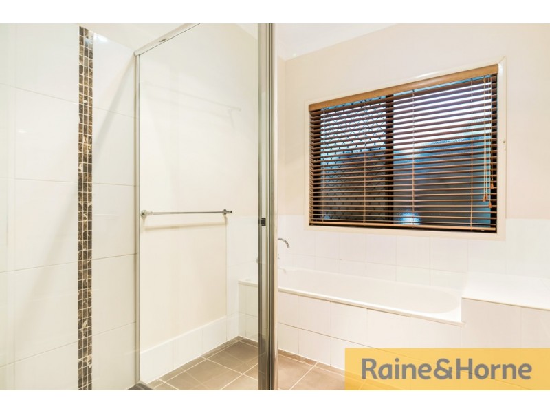 35 Lookout Place, Narangba QLD 4504