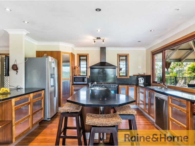 50 Bakers Flat Road, Beachmere QLD 4510