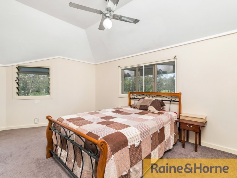 50 Bakers Flat Road, Beachmere QLD 4510
