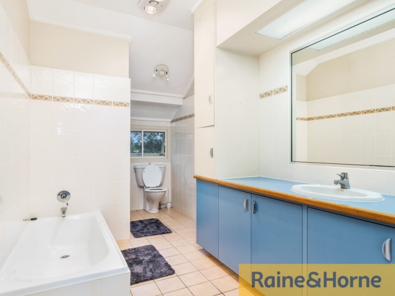 50 Bakers Flat Road, Beachmere QLD 4510