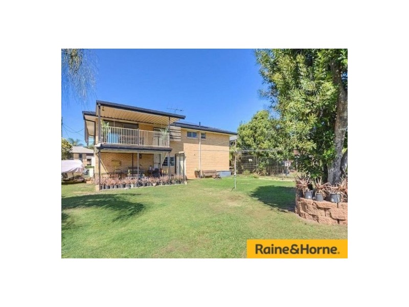 17 MAURICE STREET, Kallangur QLD 4503