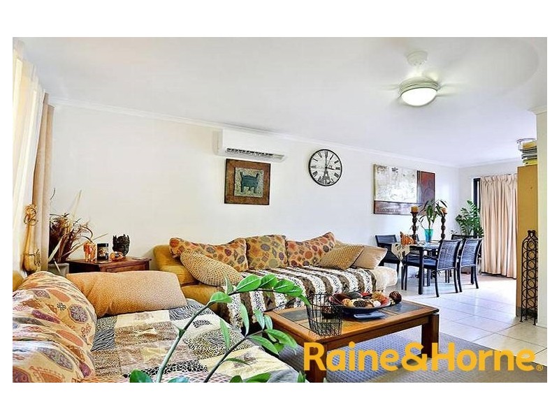 2/28 Bradman Street, Caboolture QLD 4510