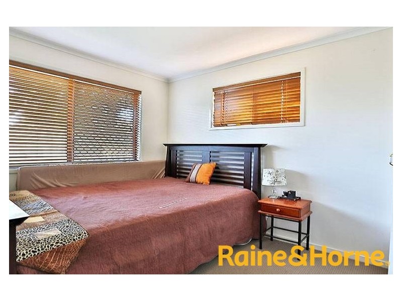 2/28 Bradman Street, Caboolture QLD 4510