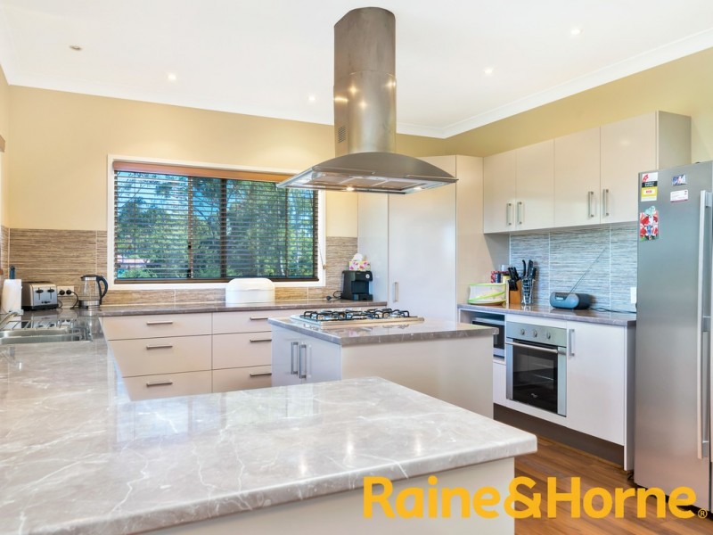 32 PACIFIC VISTA COURT, Ocean View QLD 4521