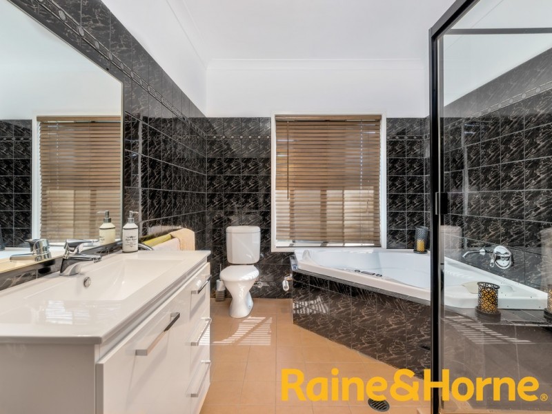 32 PACIFIC VISTA COURT, Ocean View QLD 4521