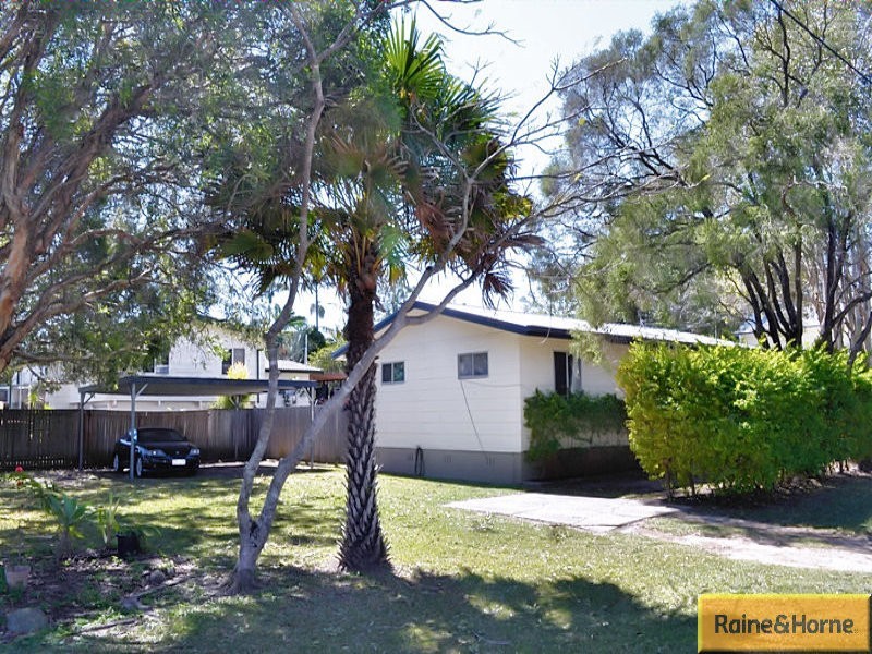 1 Simmons St, Caboolture QLD 4510