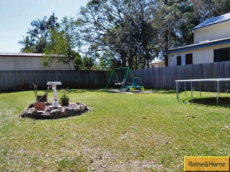 1 Simmons St, Caboolture QLD 4510