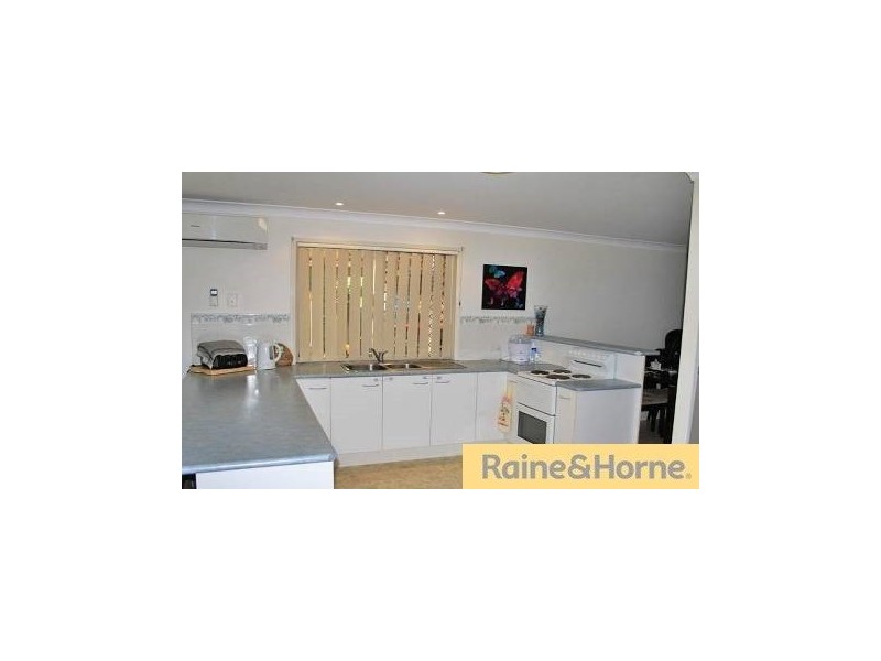 72 PARKRIDGE AVENUE, Upper Caboolture QLD 4510