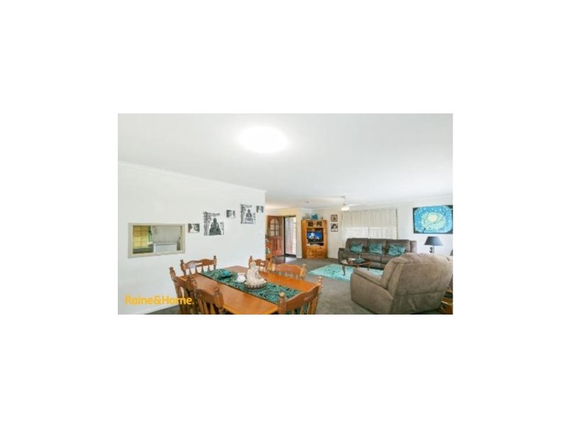 13 CHELSEA PROMENADE, Caboolture South QLD 4510