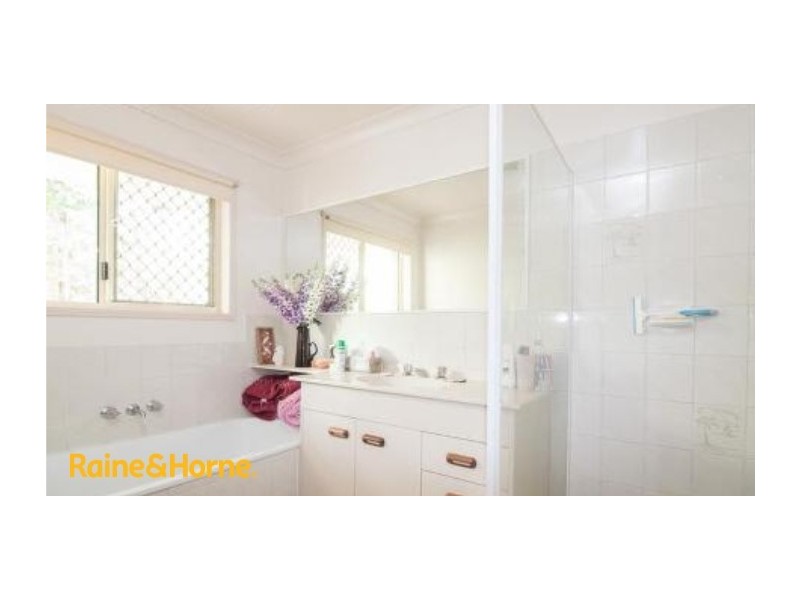 25 Cook Avenue, Caboolture South QLD 4510