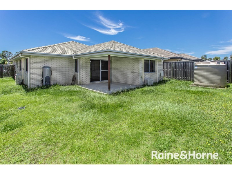 18 Central Green Drive, Narangba QLD 4504