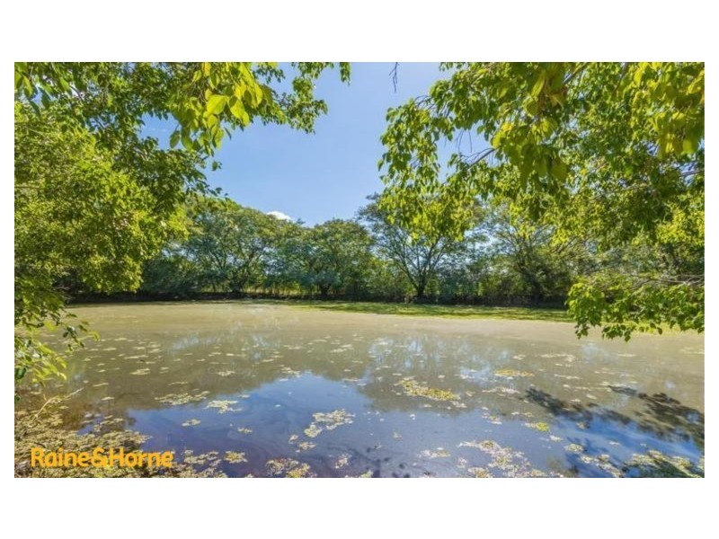 699 Caboolture River Road, Upper Caboolture QLD 4510