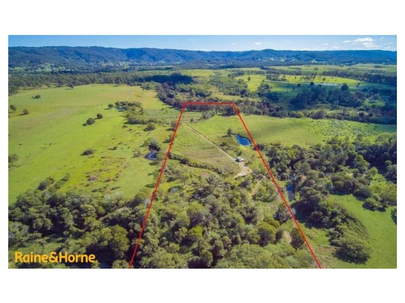 699 Caboolture River Road, Upper Caboolture QLD 4510