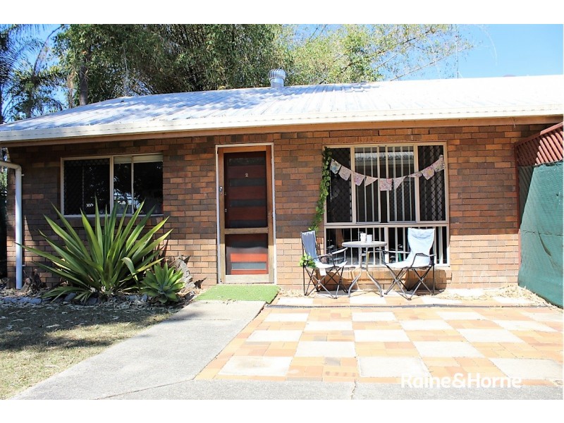 2/74 LOWER KING STREET, Caboolture QLD 4510