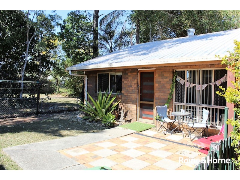 2/74 LOWER KING STREET, Caboolture QLD 4510