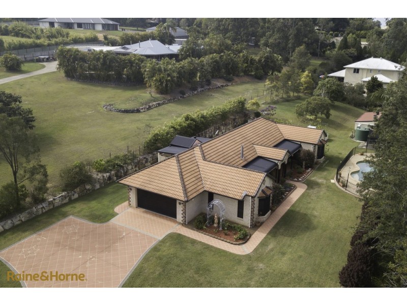 2-6 SAUVIGNON DRIVE, Morayfield QLD 4506