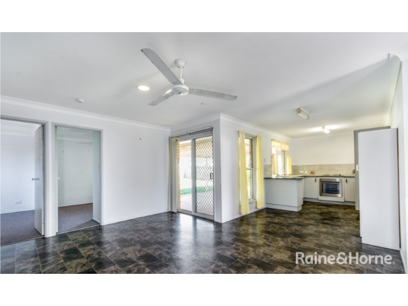 10 Highview Parade, Morayfield QLD 4506