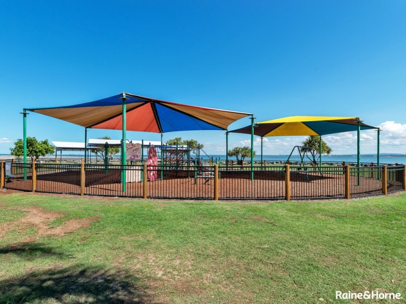 1/102 Hornibrook Esplanade, Clontarf QLD 4019