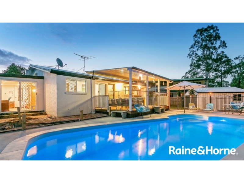 8 Brundrit Court, Morayfield QLD 4506