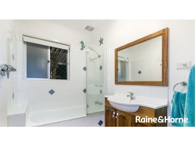 8 Brundrit Court, Morayfield QLD 4506