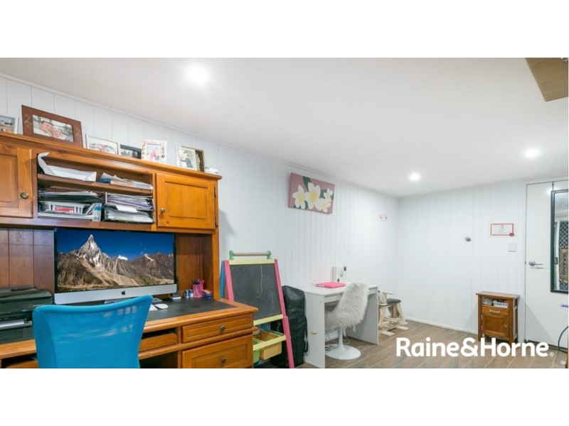 8 Brundrit Court, Morayfield QLD 4506