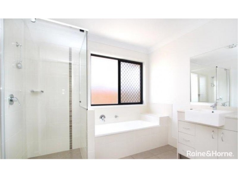 4 SUNSCAPE STREET, Mango Hill QLD 4509