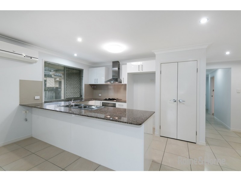 14 Mackintosh Drive, North Lakes QLD 4509