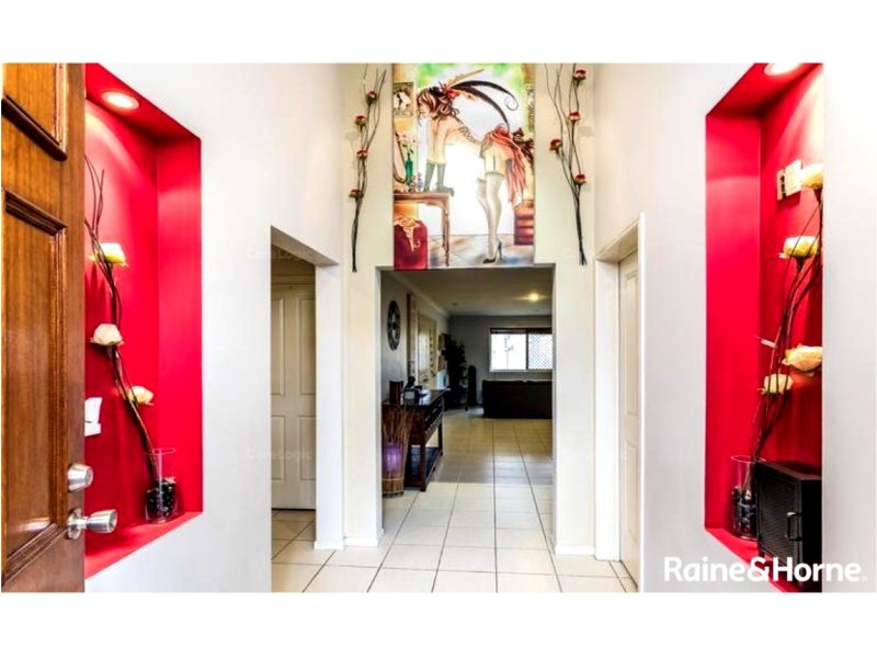 44 BUTTERFLY DRIVE, Kallangur QLD 4503