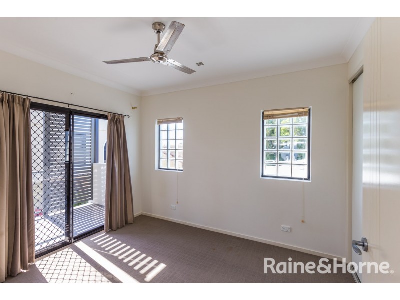 6 12 GEORGINA STREET, Woody Point QLD 4019