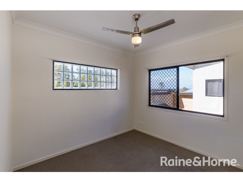 6 12 GEORGINA STREET, Woody Point QLD 4019