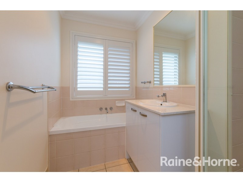 25 Castlereagh Street, Murrumba Downs QLD 4503