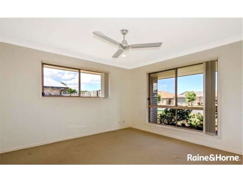 5 Dear Place, Bellmere QLD 4510