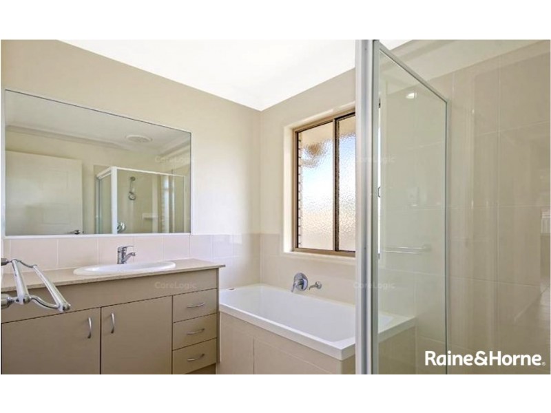 5 Dear Place, Bellmere QLD 4510