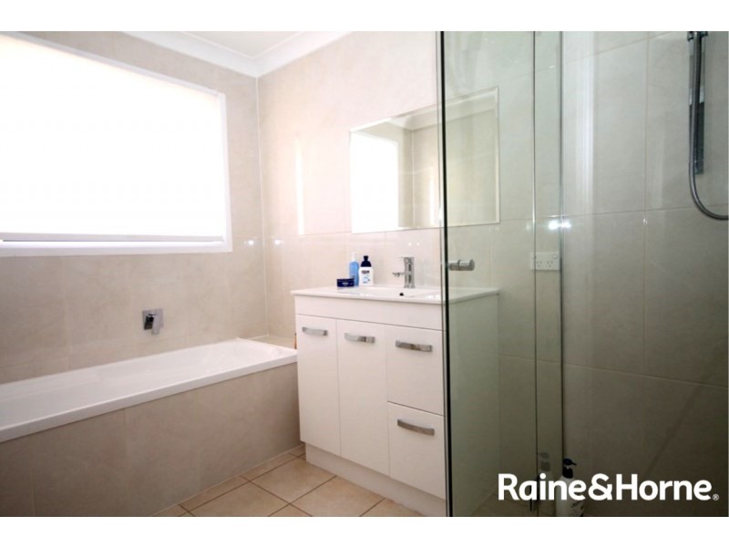 33 RESERVE DRIVE, Caboolture QLD 4510