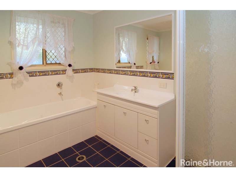 27 CONONDALE COURT, Burpengary QLD 4505