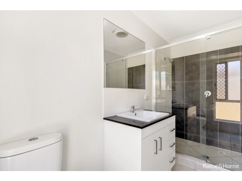 19 COMMANDER STREET, Deception Bay QLD 4508