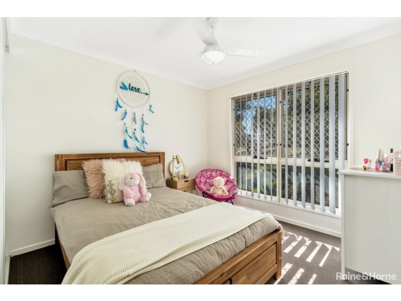 19 COMMANDER STREET, Deception Bay QLD 4508