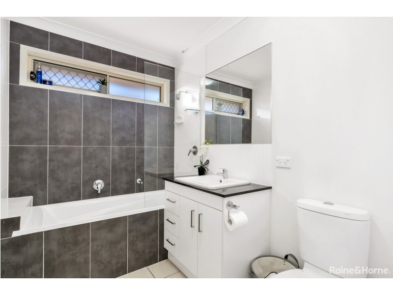 19 COMMANDER STREET, Deception Bay QLD 4508