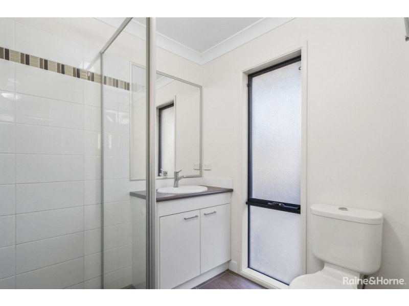 2 TRIUMPH STREET, North Lakes QLD 4509