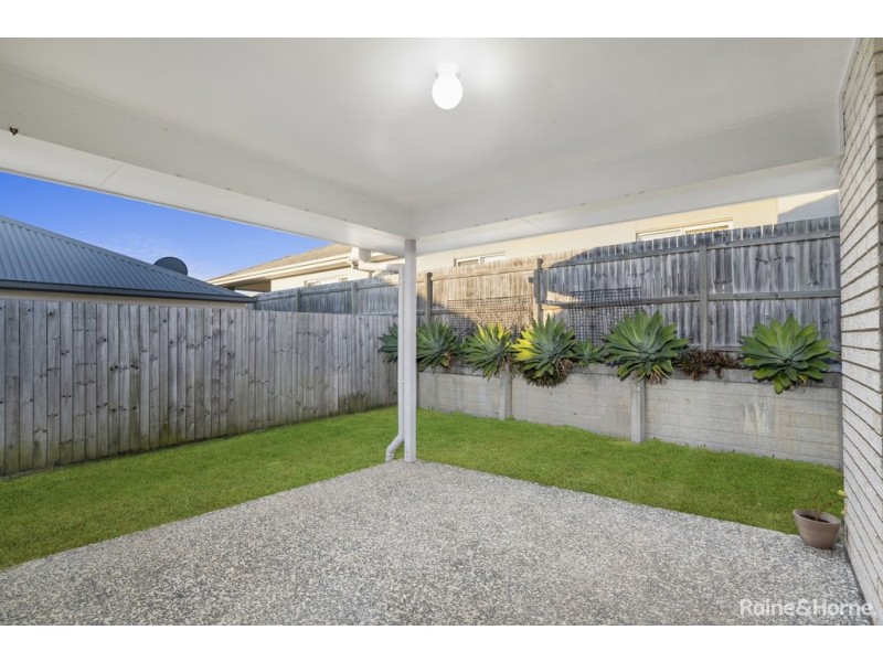 2 TRIUMPH STREET, North Lakes QLD 4509