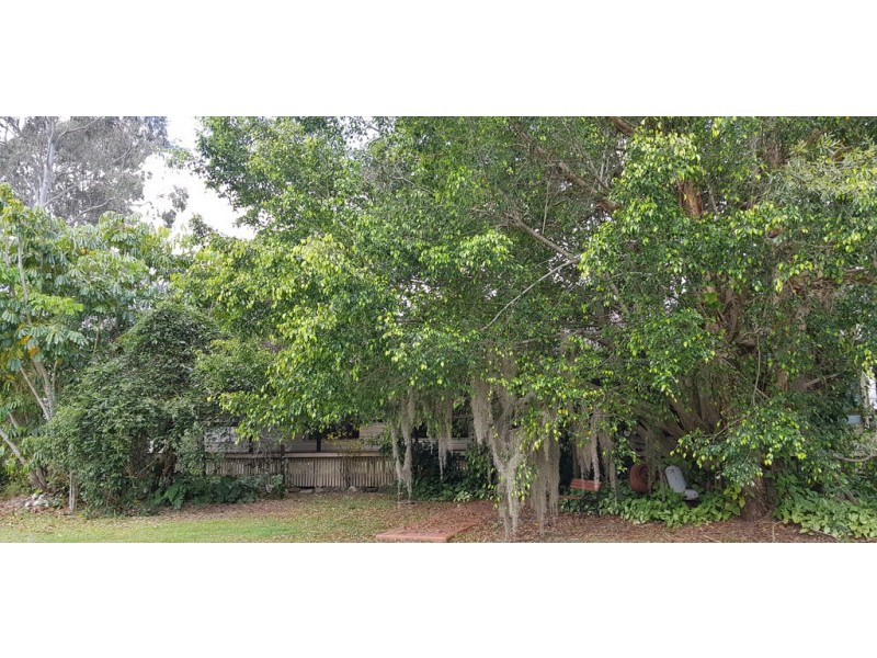 2 HAWK STREET, Moodlu QLD 4510